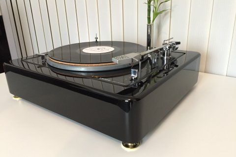 Lenco L75