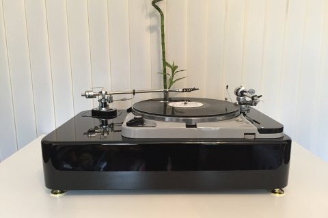 Thorens TD124 TWO TONEARM VERSION