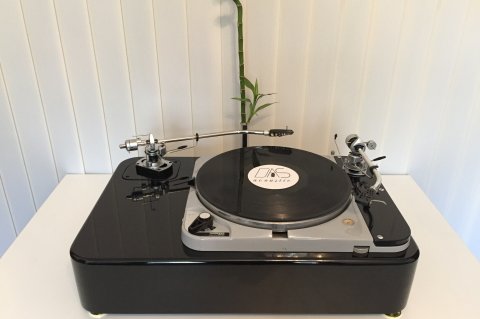 Thorens TD124 TWO TONEARM VERSION