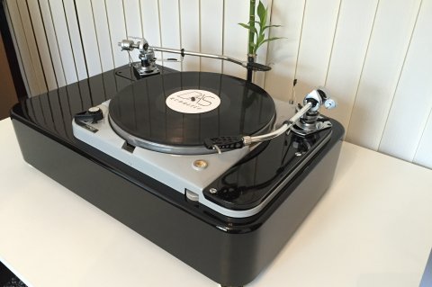 Thorens TD124 TWO TONEARM VERSION