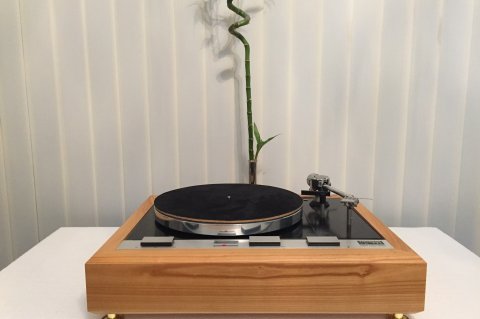 Thorens TD125