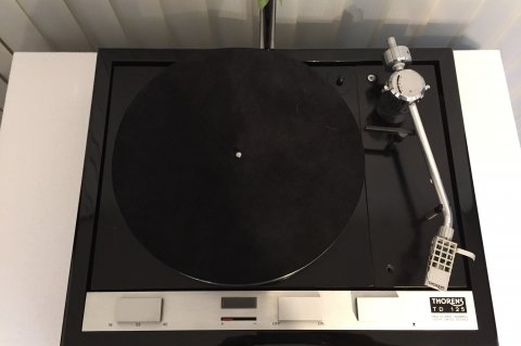Thorens TD125