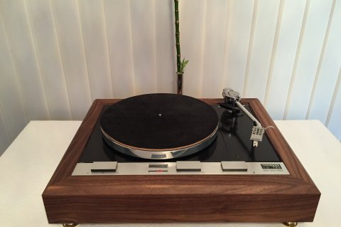 Thorens TD125